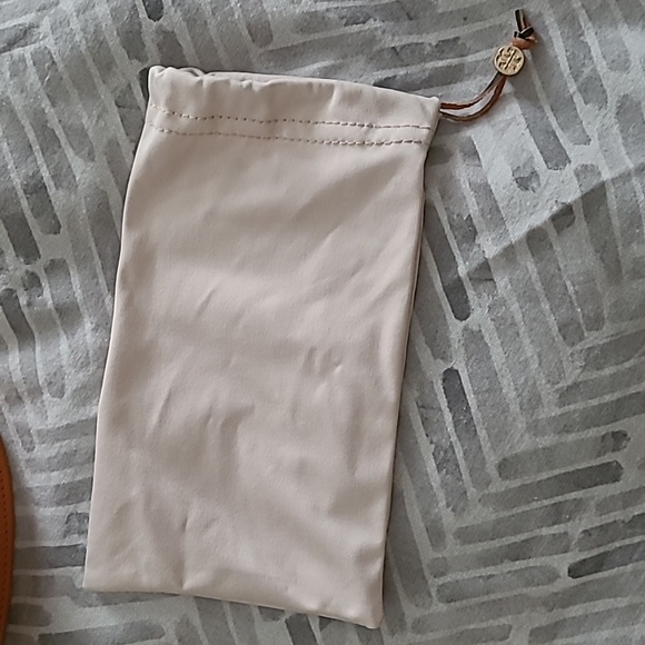 Tory Burch sunglass case & pouch - Picture 7 of 8